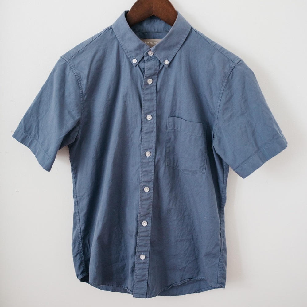 Everlane cotton short-sleeve button down shirt